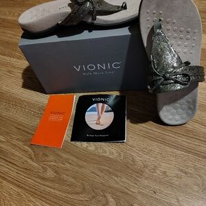 Vionic Rest Amaya Thong Sandals Women's W9 Charcoal Metallic Snake Embossed NIB